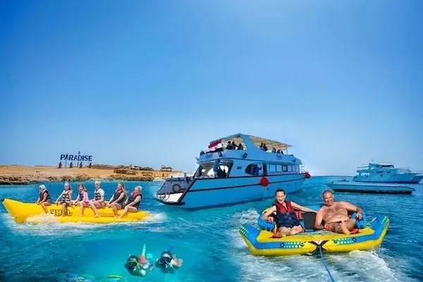 Family Boat Trip — view 5